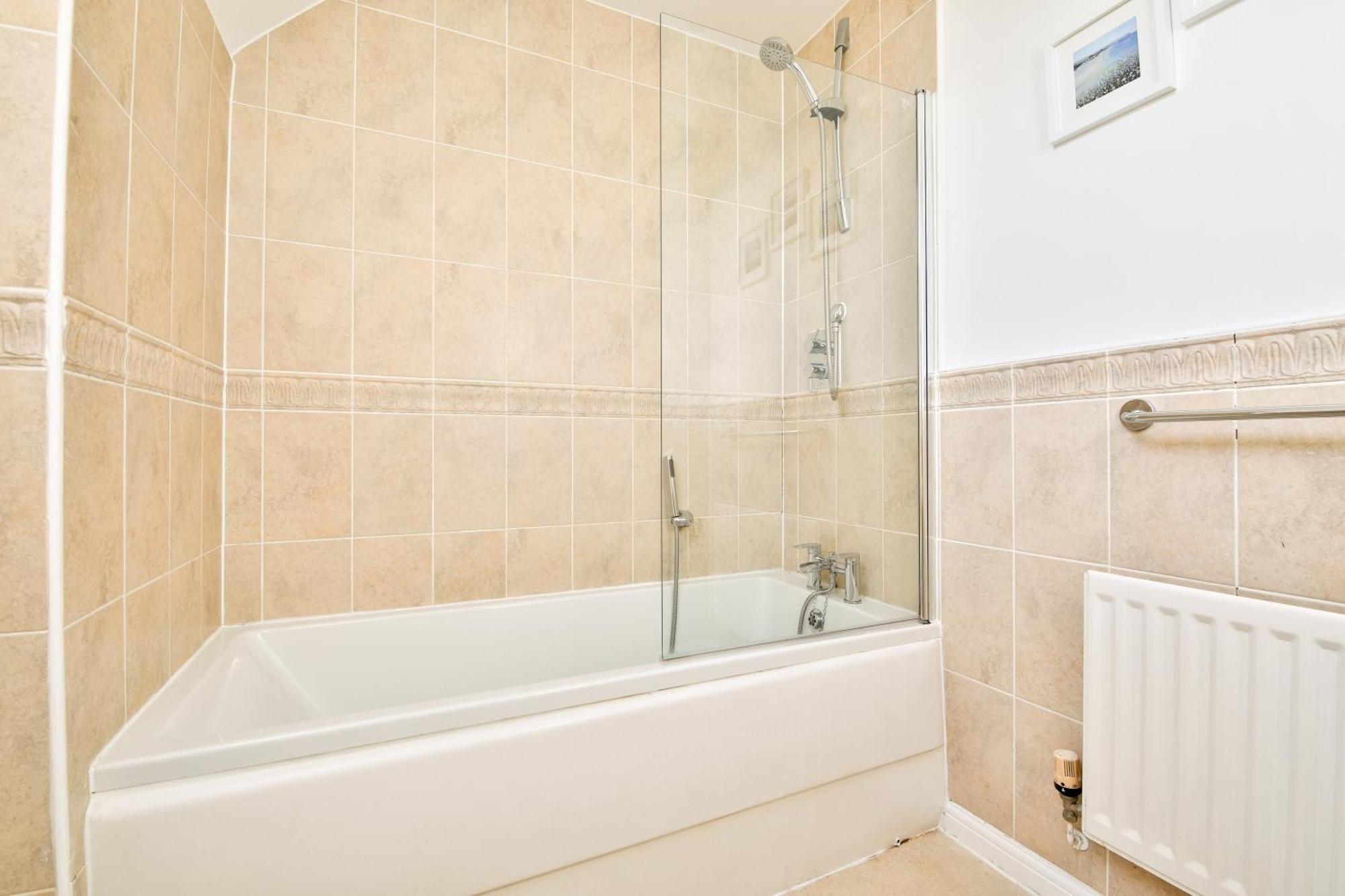 Stayright 2 Bed Beach House With Private Parking- Next To Barry Beach And Jackson Bay Extérieur photo