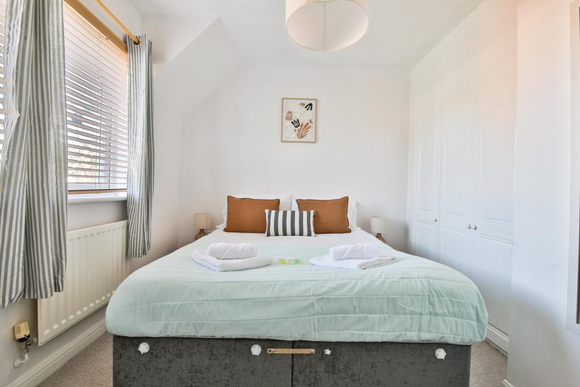 Stayright 2 Bed Beach House With Private Parking- Next To Barry Beach And Jackson Bay Extérieur photo