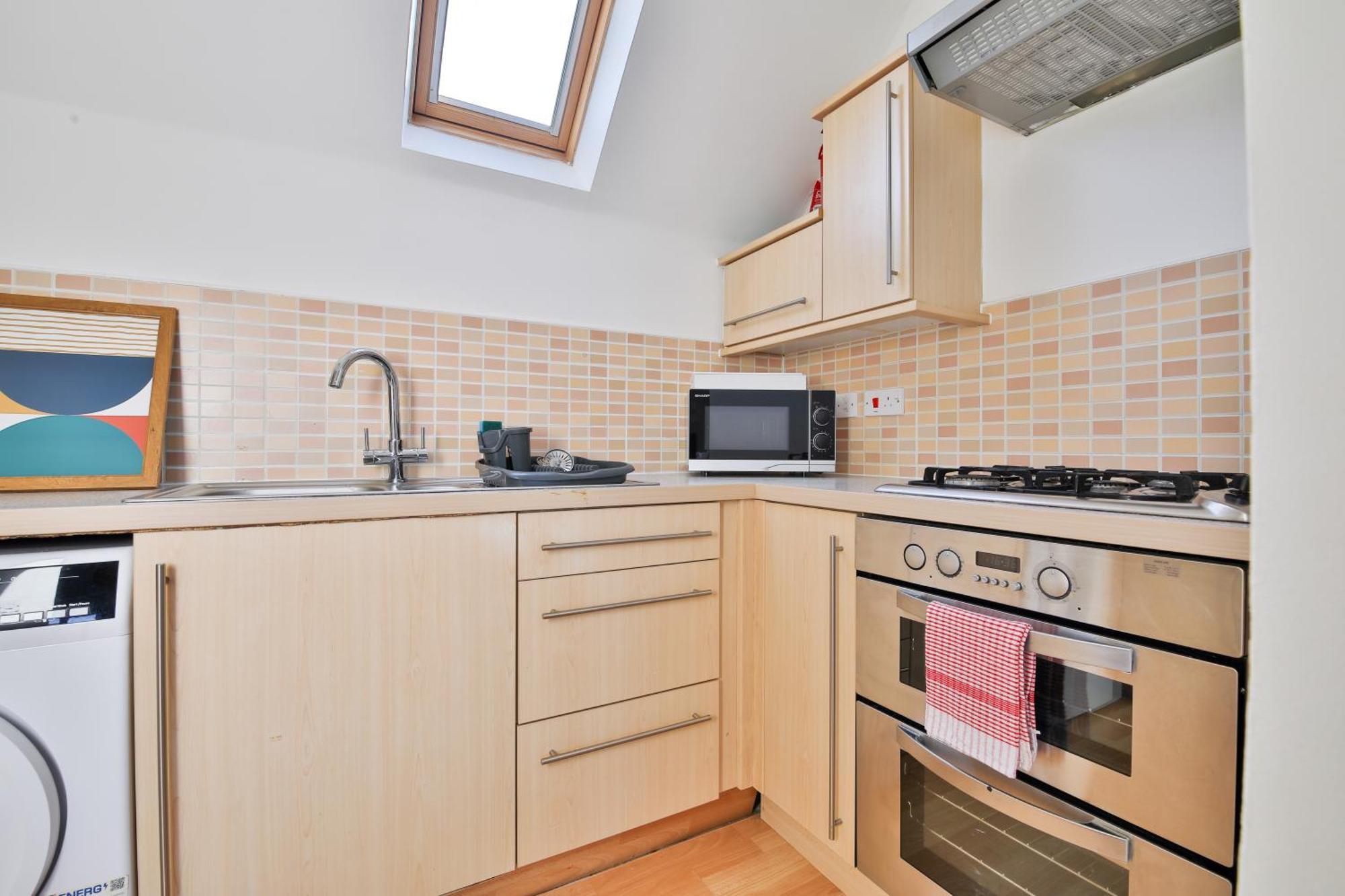 Stayright 2 Bed Beach House With Private Parking- Next To Barry Beach And Jackson Bay Extérieur photo