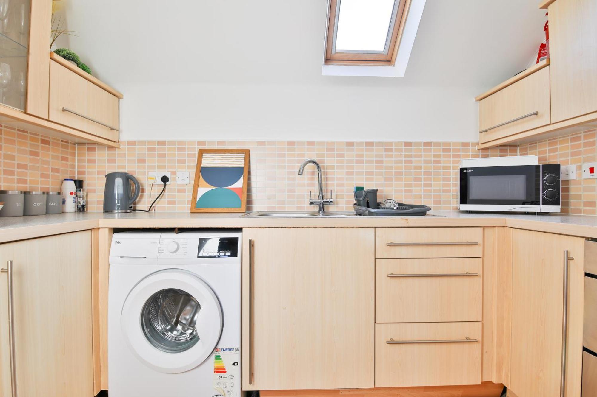 Stayright 2 Bed Beach House With Private Parking- Next To Barry Beach And Jackson Bay Extérieur photo